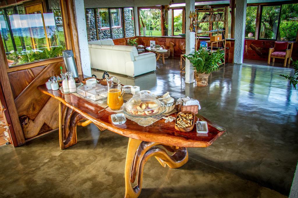 Pikera Uri Eco Lodge Hanga Roa Esterno foto