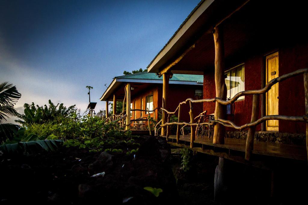 Pikera Uri Eco Lodge Hanga Roa Esterno foto
