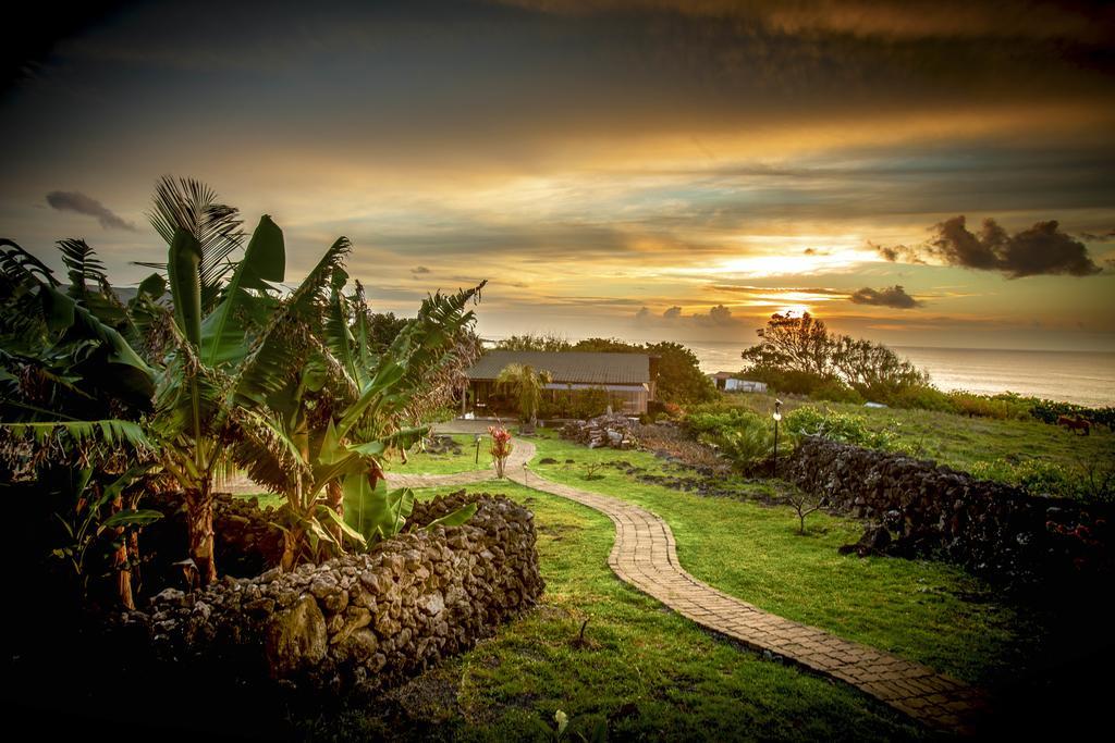 Pikera Uri Eco Lodge Hanga Roa Esterno foto