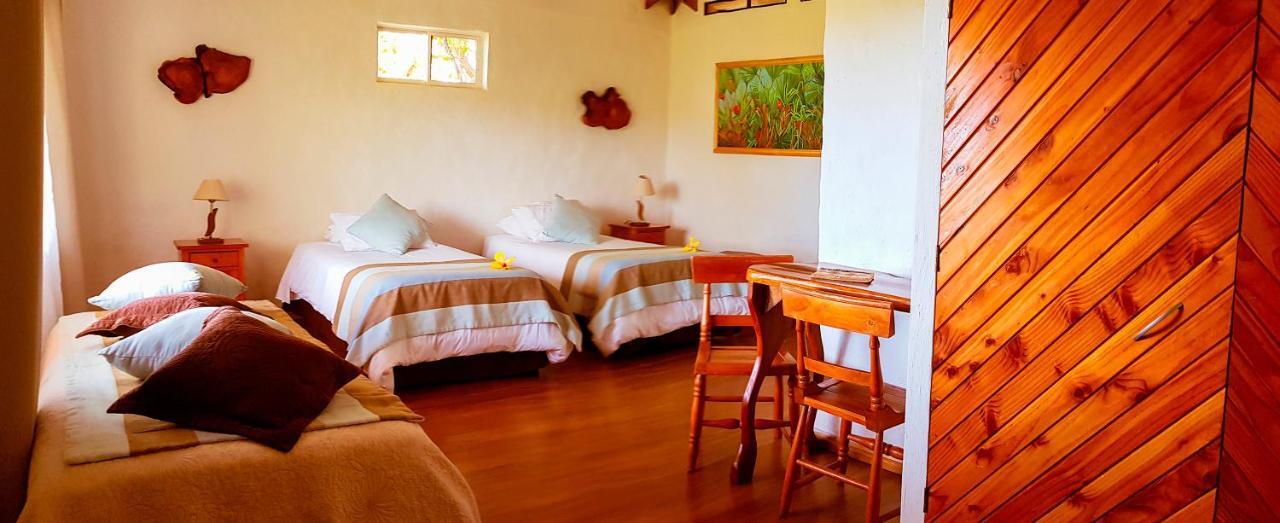 Pikera Uri Eco Lodge Hanga Roa Esterno foto